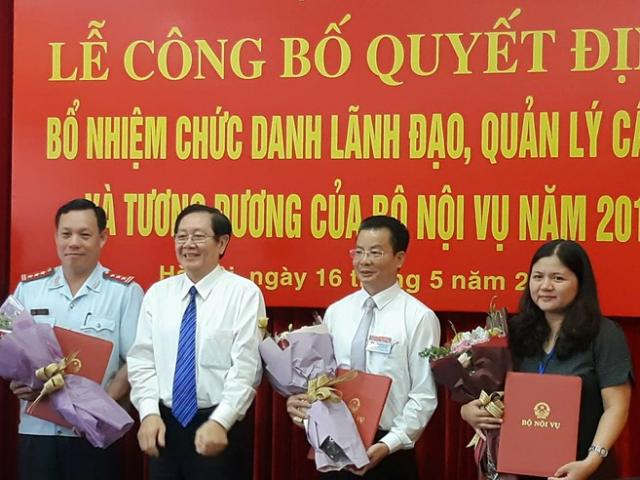 Tin tức trong ngày - Bộ Nội vụ bổ nhiệm bốn vụ phó ngay sau khi trúng tuyển
