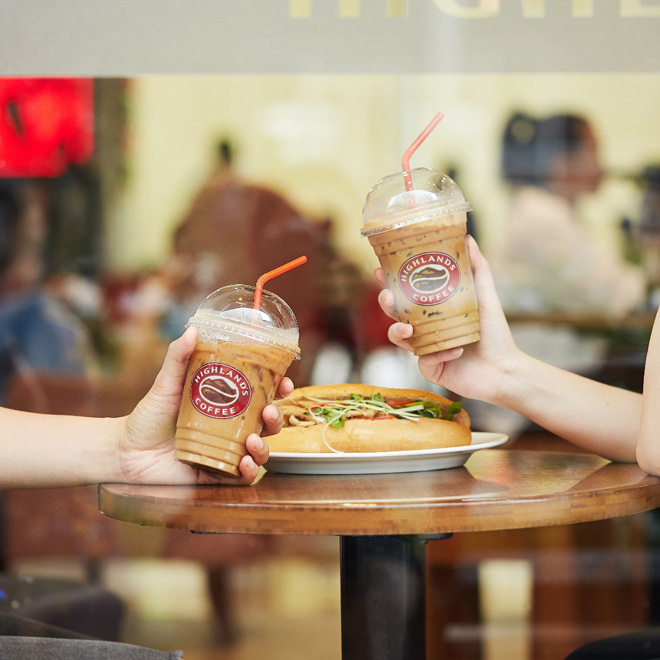 Highlands Coffee - nơi gìn giữ giá trị cà phê truyền thống Việt - 4