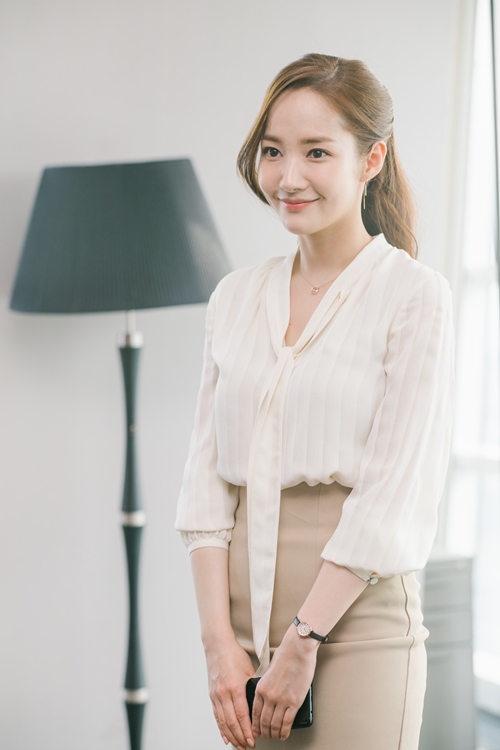 Đây là siêu phẩm phẫu thuật thẩm mỹ của xứ Hàn - 15
