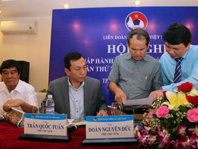 Điện thoại lãnh đạo VFF đầy tin nhắn nặc danh, đe doạ trước Đại hội