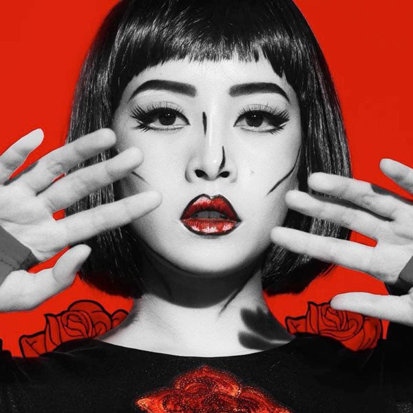 Bí mật khuôn mặt ám ảnh của Chi Pu trong "Đoá hoa hồng" - 2