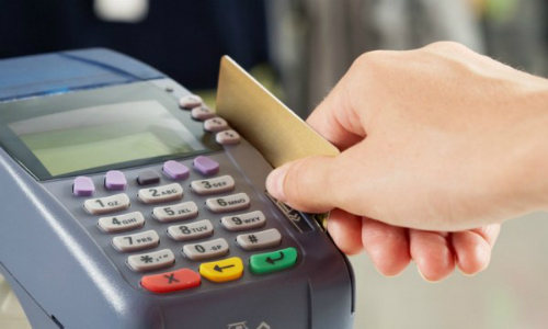 Nóng tuần qua: Giá xăng “còng lưng” cõng thuế, đất vàng cho thuê rẻ như cho - 3