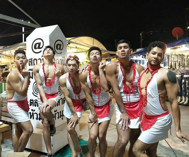 Thời trang bồi bàn cười ra nước mắt của trai đẹp Thái Lan - 3