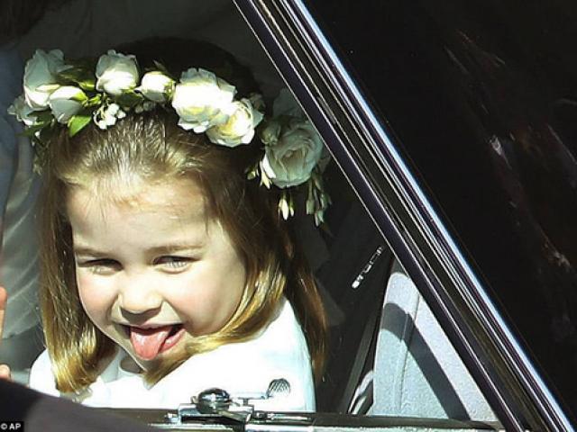 Thế giới - Công chúa Charlotte làm tan chảy trái tim khách mời trong đám cưới hoàng gia