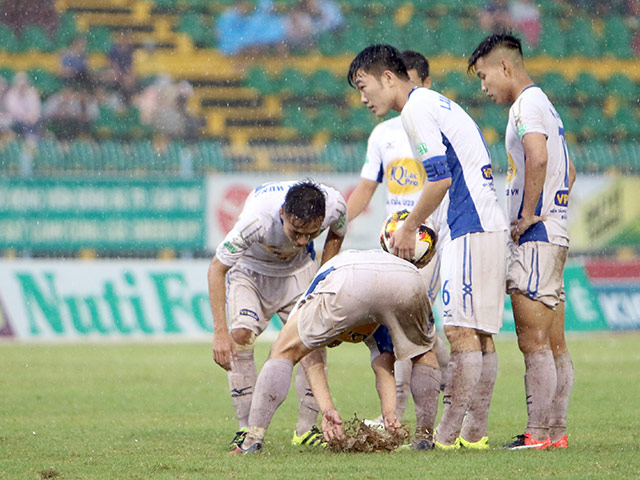 Xuân Trường & sao HAGL tái hiện hình ảnh kinh điển U23 Việt Nam