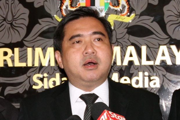 Bộ trưởng giao thông Malaysia nói về bí ẩn MH370 - 2