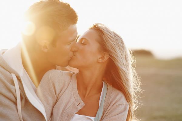 11 dấu hiệu cho thấy chàng đang “phát điên” vì yêu - 11