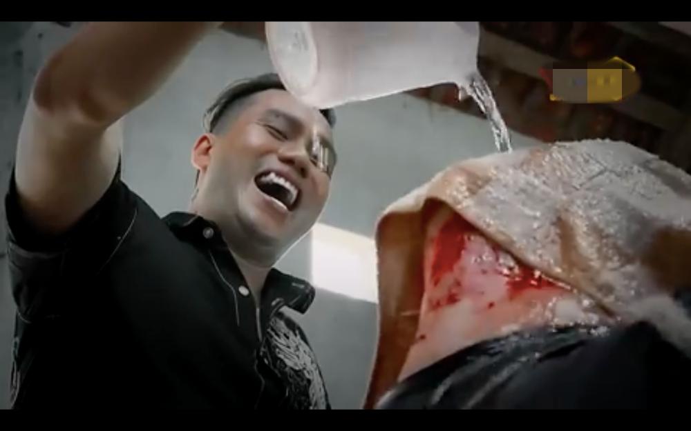 Bị chê toàn cảnh nóng, bạo lực, diễn viên "Người phán xử" bức xúc đáp trả - 1