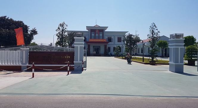 Choáng với trụ sở 20 tỷ đồng của xã biển ở Quảng Nam - 1