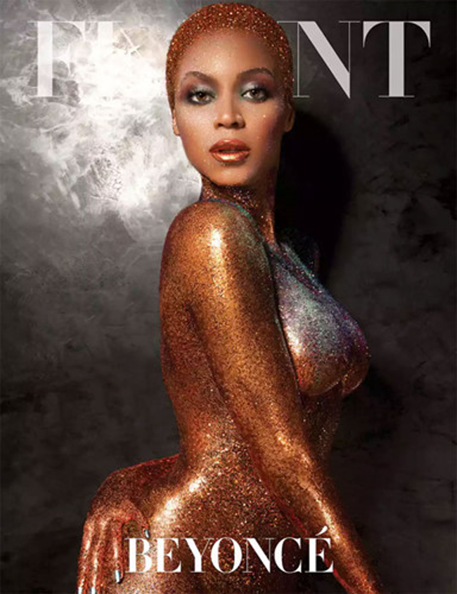 Thân hình Beyonce được phủ một lớp body painting lấp lánh màu đồng đầy tính nghệ thuật.