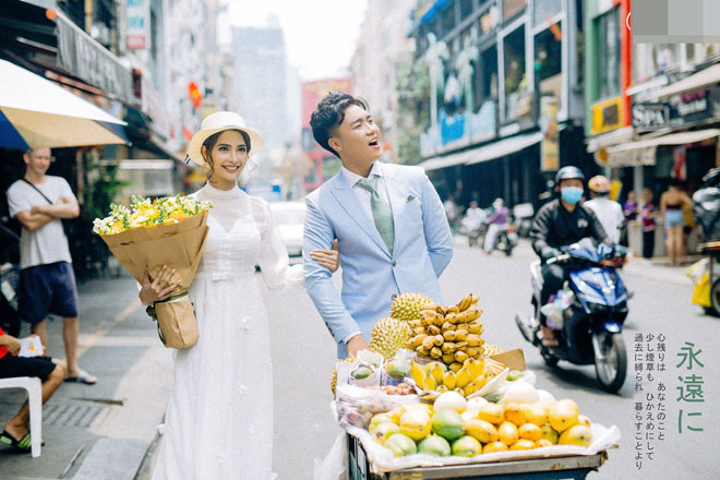 Tiểu thư xinh đẹp Sài thành quyết cưới anh buôn hoa quả nơi góc chợ - 2