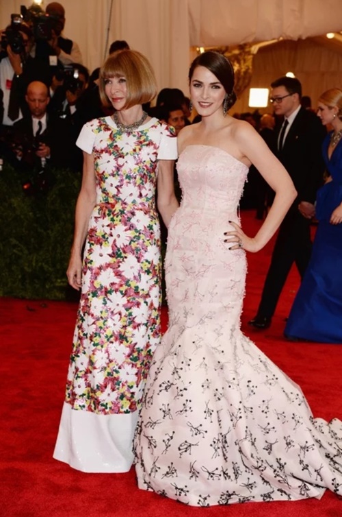 Ái nữ của “ác quỷ làng thời trang" có gu mặc rất duyên dáng - 10