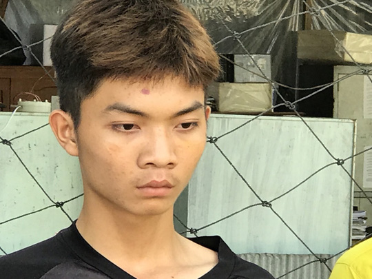 Hai băng nhóm hỗn chiến, thanh niên 18 tuổi đâm chết 3 người - 1