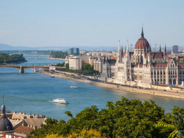 Du lịch - Có gì hấp dẫn tại thành phố đẹp hàng đầu châu Âu?