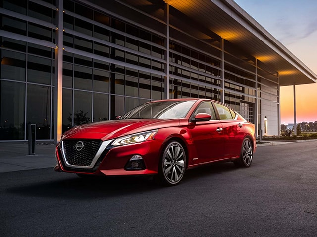 Tin tức ô tô - Đối thủ của Toyota Camry: Nissan Altima có thêm phiên bản đặc biệt ''Edition ONE''