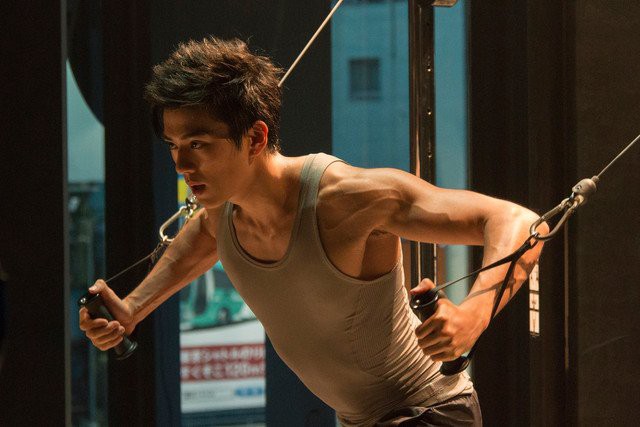 Góc cạnh mặt thần thánh của mỹ nam Nhật dính scandal có con năm 14 tuổi - 2