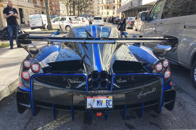 Hypercar Pagani Huayra BC &#34;độc nhất&#34; thế giới bất ngờ xuất hiện trên phố. - 7