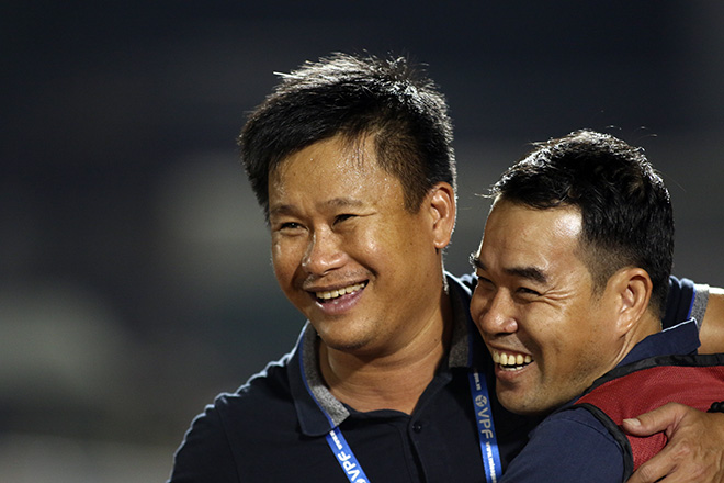 Ghi siêu phẩm, ngoại binh V-League được khen đẳng cấp thế giới - 1