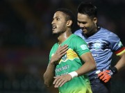 Bóng đá - Ghi siêu phẩm, ngoại binh V-League được khen đẳng cấp thế giới