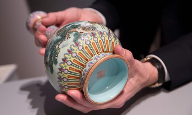 Pháp: Dọn gác xép, phát hiện báu vật hơn chục tỉ đồng - 2