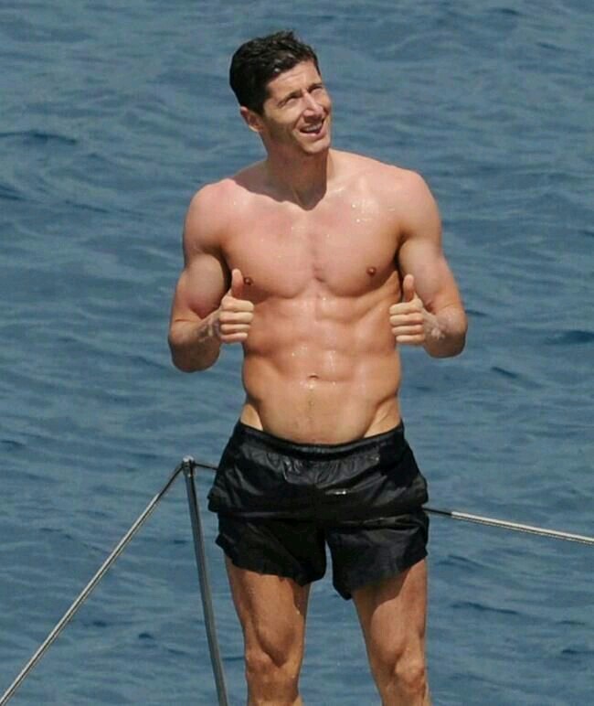 Lewandowski là một trong những &#34;siêu phẩm tập gym&#34; khác.&nbsp;