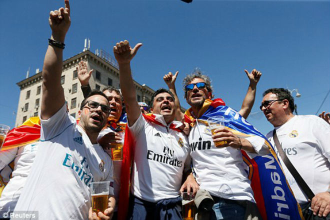 Trực tiếp không khí rực lửa cúp C1 Real Madrid – Liverpool: 7000 fan Việt chờ Real nâng cúp - 9