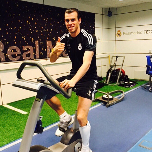 &#34;Siêu anh hùng Real Madrid&#34; Gareth Bale tập gym thế nào để có đôi chân siêu tốc? - 1