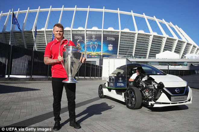 Trực tiếp không khí rực lửa cúp C1 Real Madrid – Liverpool: 7000 fan Việt chờ Real nâng cúp - 4