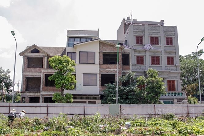 Vì sao dừng tháo dỡ biệt thư sai phép của gia đình cựu tướng Hóa? - 1