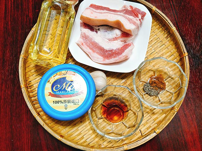 Chén sạch nồi cơm với thịt chiên sốt bơ tỏi thơm nức mũi - 2