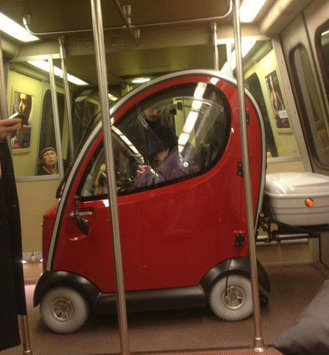 Khi bạn không muốn lái xe, cách tốt nhất là lên tàu điện ngầm.