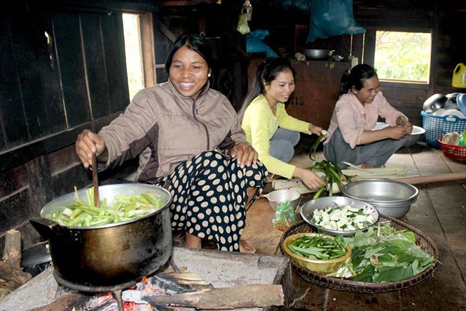Bí ẩn chế độ mẫu hệ người Ê Đê: Con mang họ mẹ, cháu lấy tên ông bà! - 2