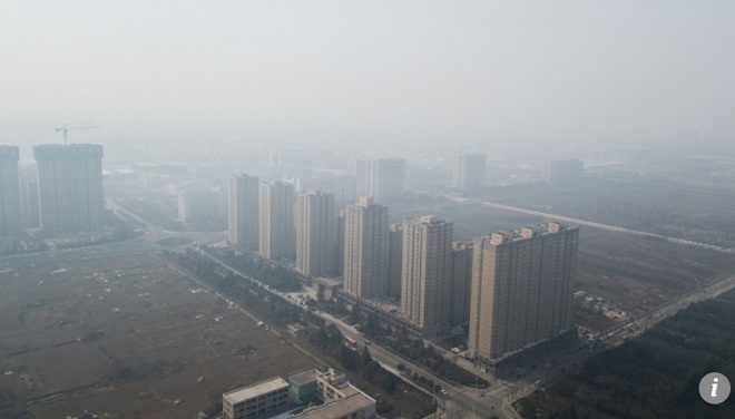 Bụi bao trùm thành phố Trung Quốc cứng hơn sắt thép - 1