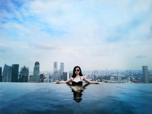 Ngọc Thành là một doanh nhân trẻ, sở hữu nhiều tài sản giá trị và cũng là người đàn ông ở bên Tâm Tít khi cô gặp sóng gió dư luận. Cũng từ khi kết hôn, Tâm Tít chọn cuộc sống bình yên bên gia đình, thay vì tích cực tham gia các hoạt động trong showbiz như trước. Thỉnh thoảng, cô mới tham gia một số sự kiện thân thiết trong làng giải trí.
