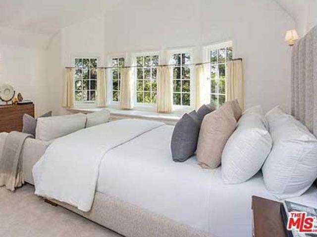 Tài chính - Bất động sản - Cận cảnh căn biệt thự mới đẹp mê li của nam tài tử phim Titanic