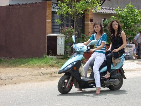 Bộ ba “Kiều nữ và đại gia” đình đám của màn ảnh Việt giờ ra sao? - 5