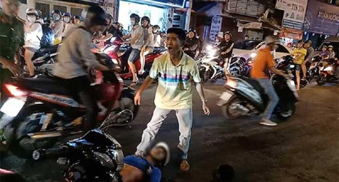 Bộ trưởng ủng hộ công nhận 2 hiệp sĩ tử vong là liệt sĩ - 1