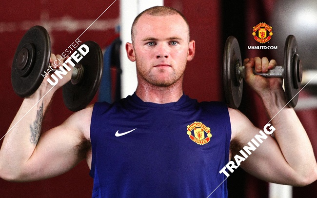 Anh cũng tập gym như nhiều danh thủ khác bên cạnh việc chơi bóng.