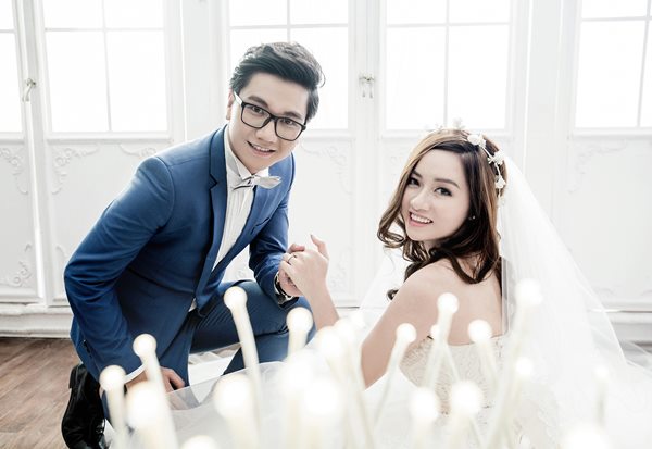 Giật mình với diện mạo "trẻ mãi không già" của nam MC đài VTV - 5