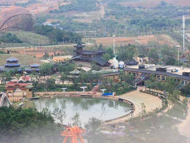 30 năm trở lại đây, tòa nhà sứ là hạng mục lớn nhất của tình Giang Tây, nằm trong khu vực chín hồ nước rồng mới.