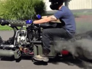 Thế giới xe - Choáng với môtô động cơ tăng áp diesel, dẫn động toàn bánh