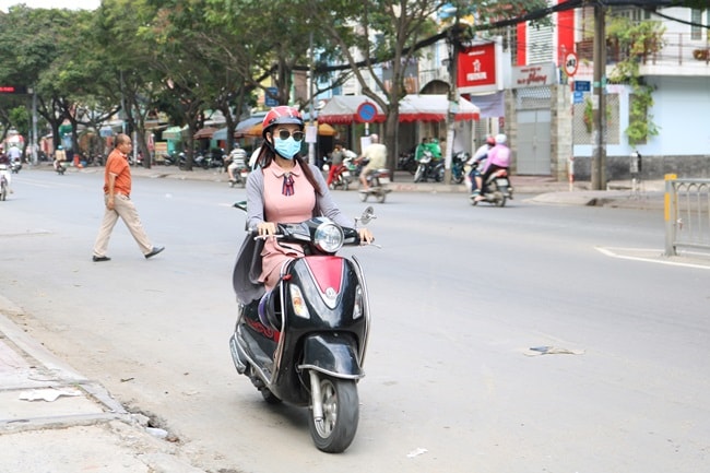 Một ngày của Hoa hậu chuyển giới đầu tiên Việt Nam - 13