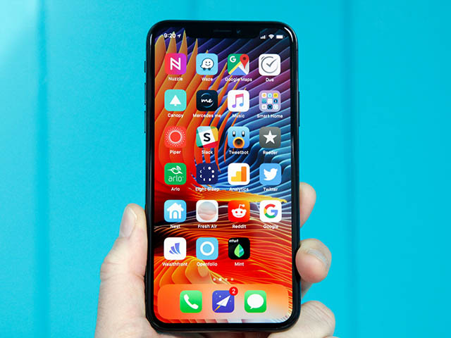 NÓNG: iPhone X Plus 2018 xuất hiện
