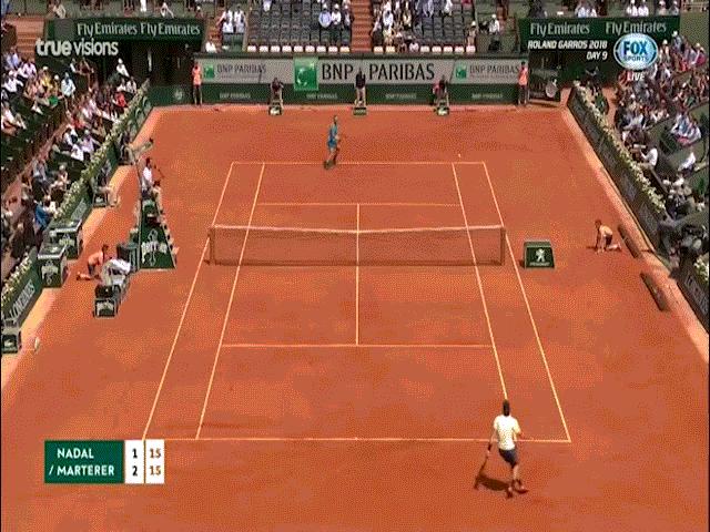 Thể thao - Clip hot Roland Garros: Đôi công nghẹt thở, Nadal ép đối thủ đứng hình