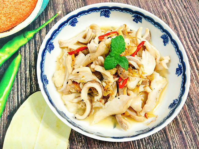 Trói chân chồng yêu bằng dạ dày xào sả ớt thơm lừng - 1