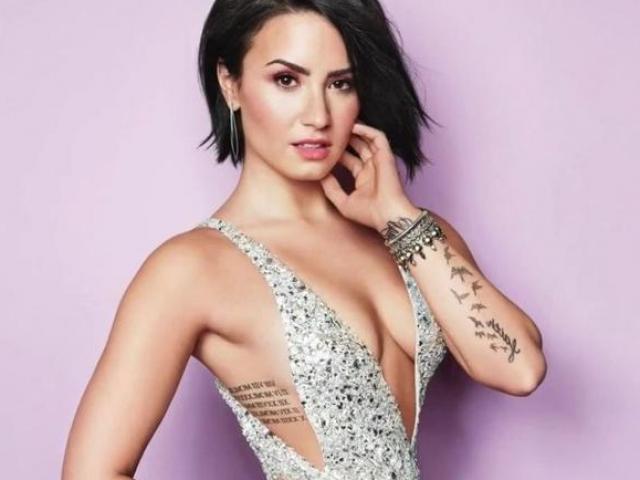 Ca nhạc - MTV - Nữ ca sĩ Demi Lovato bị chỉ trích vì thuê người sàm sỡ vùng kín nam vệ sĩ
