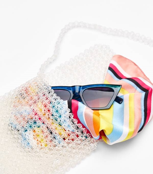 Hè quá nóng, đến túi xách cũng phải mát rượi - 5