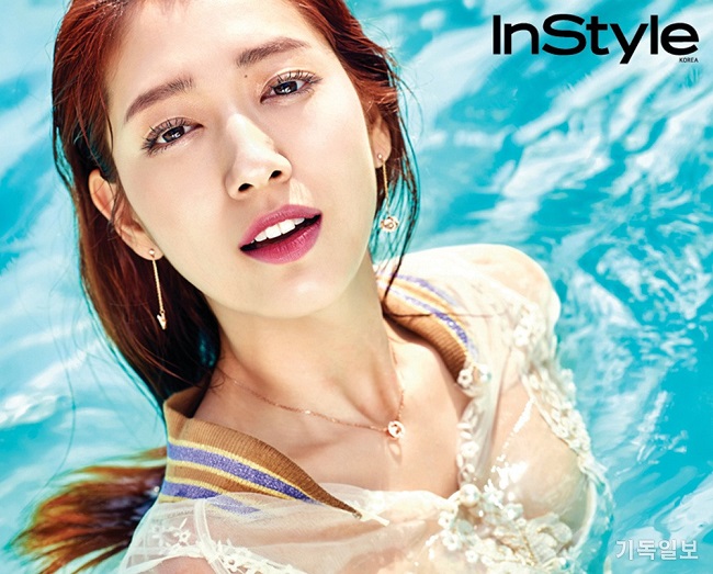 Park Shin Hye xếp ở vị trí thứ 3 trong top 10 phụ nữ đẹp nhất Hàn Quốc hiện nay. Để giảm cân, cô&nbsp;không ăn gì sau 6 giờ tối và chỉ uống nước luộc đậu đỏ.