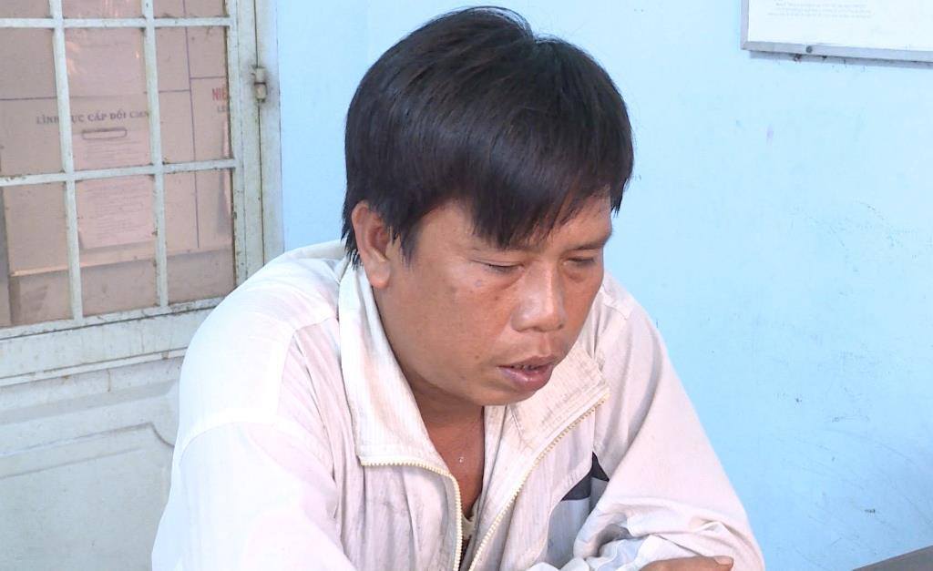 Truy nã dượng rể đồi bại khiến bé gái sinh con - 1