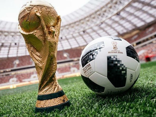 Bản quyền World Cup: Việt Nam 'cứng', 'hàng xóm' mạnh tay thế nào?